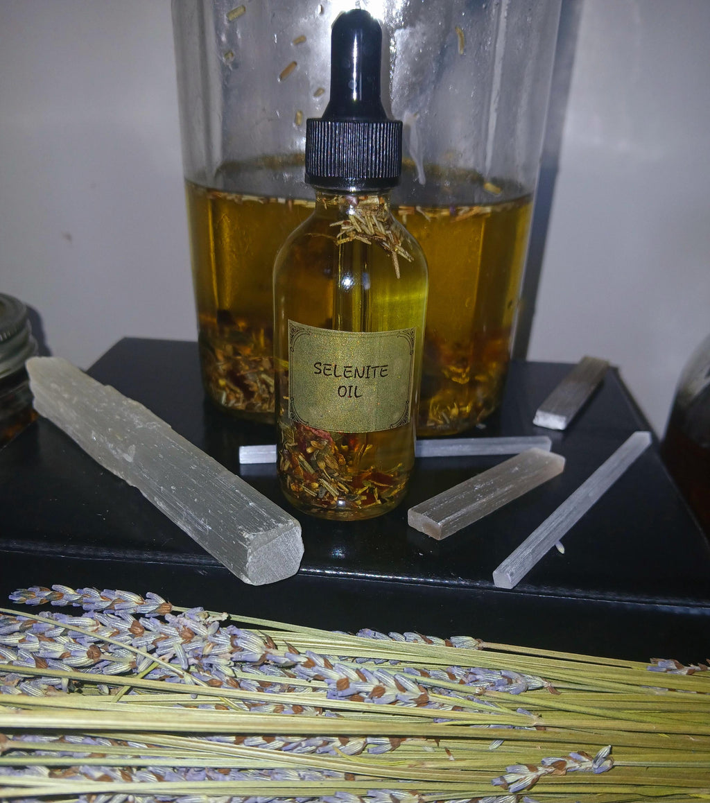 Witches Ritual Oil: Selenite, Hex, Dark Moon, Prosperity Spell Oil