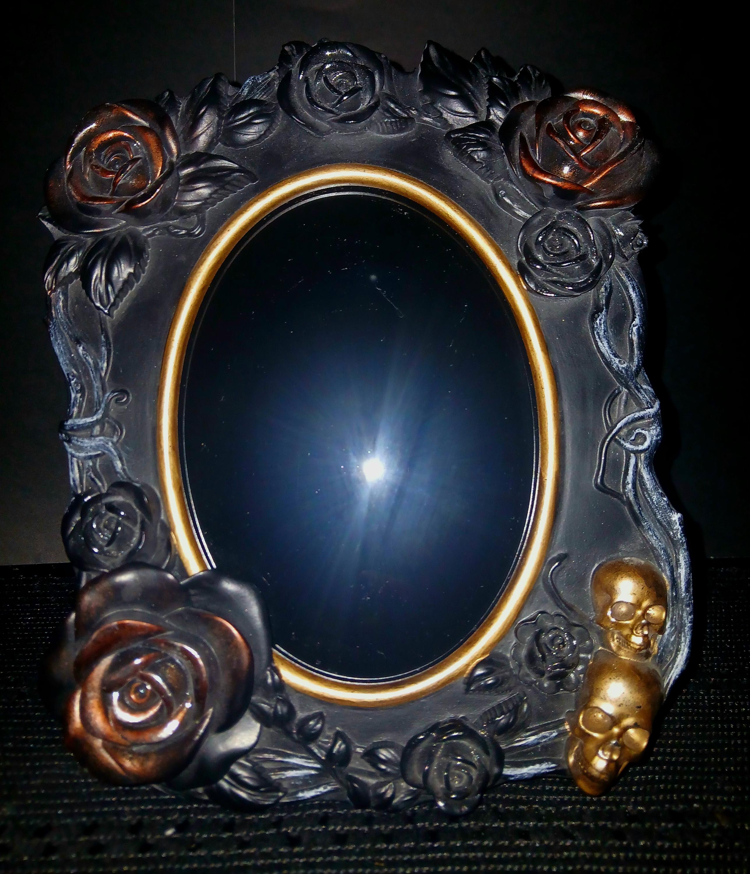 Black Scrying Mirror: Gothic Witchcraft Divination, Skull & Snake Design Witches mirror
