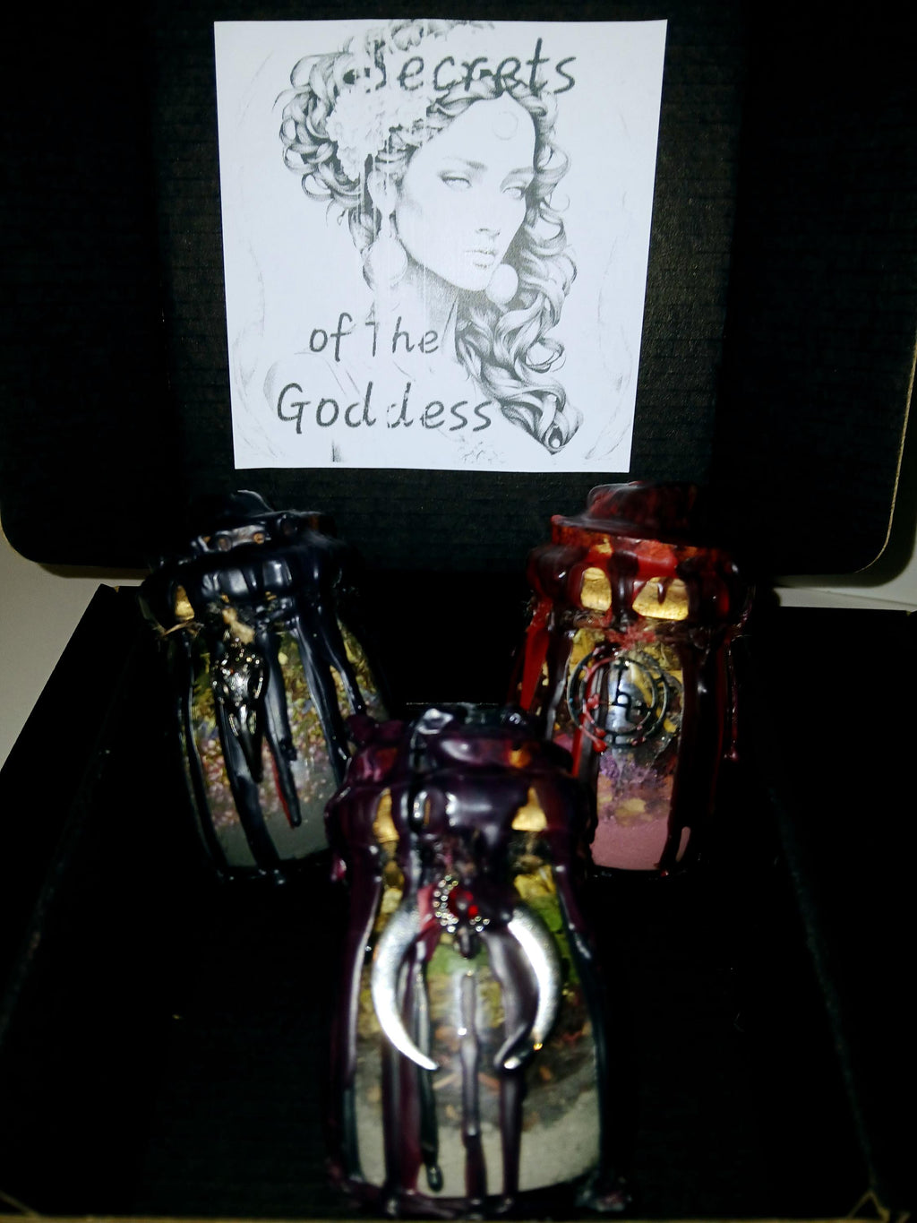 Dark Goddess Spell Bottle: Altar Adornment - The Morrigan, Hekate, Lilith