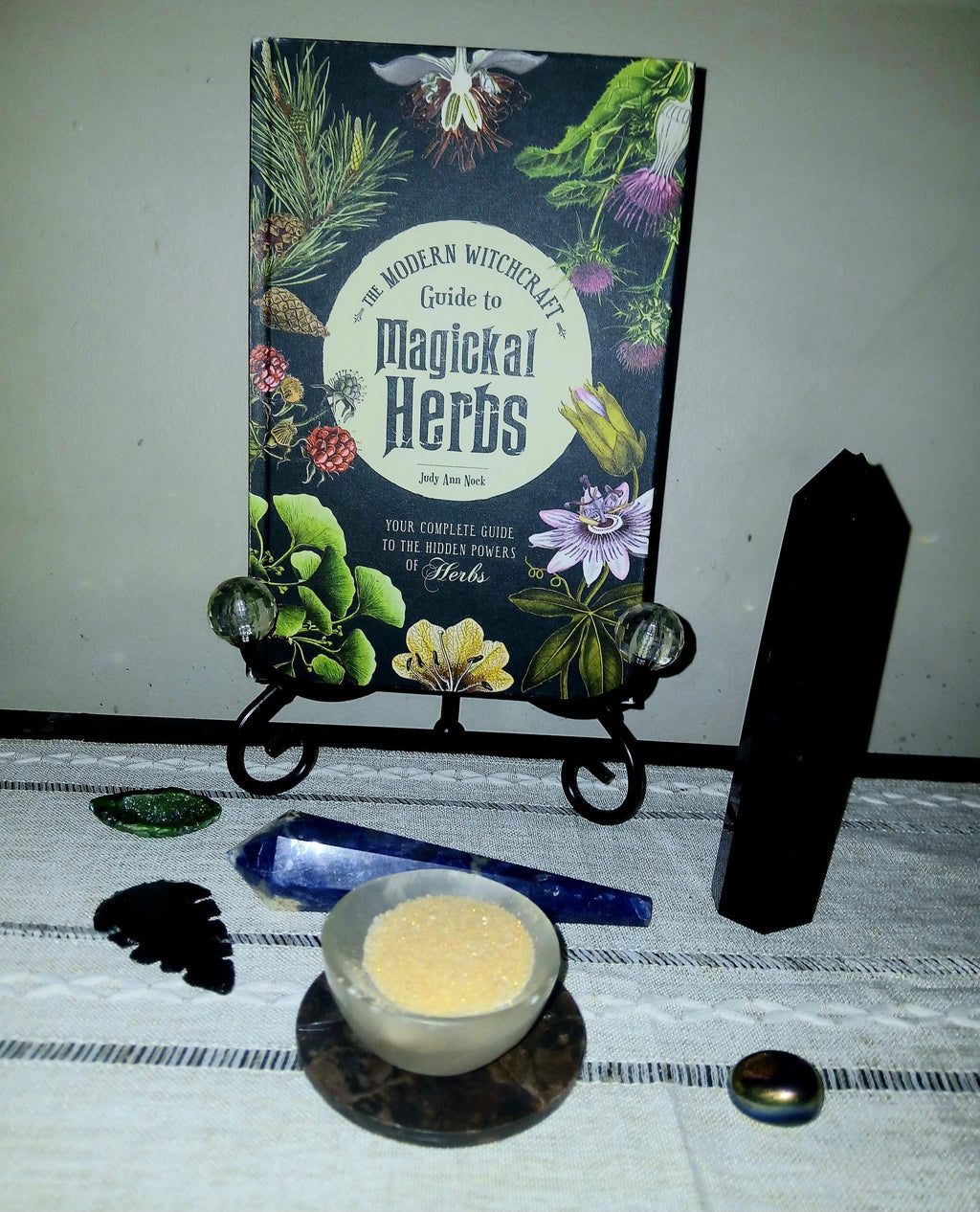 Witchcraft Books: Herbal Grimoire, Plant Witchery, Magickal Herbs