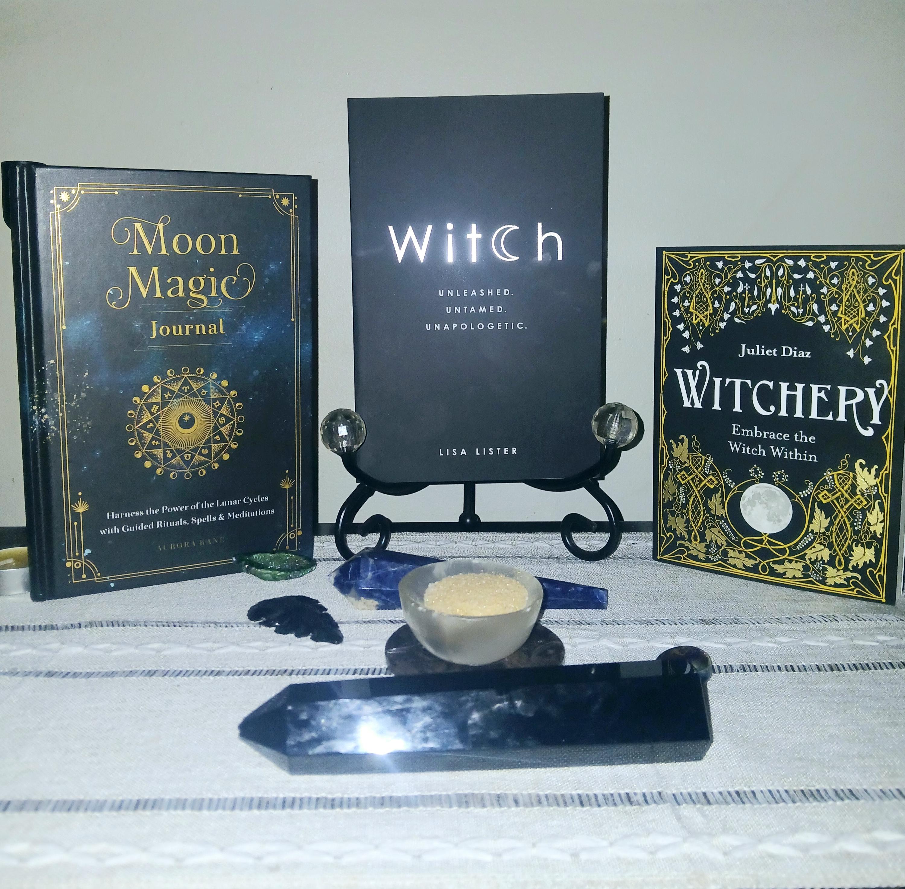 Witchcraft Books: Witch, Witchery, Moon Magic Journal