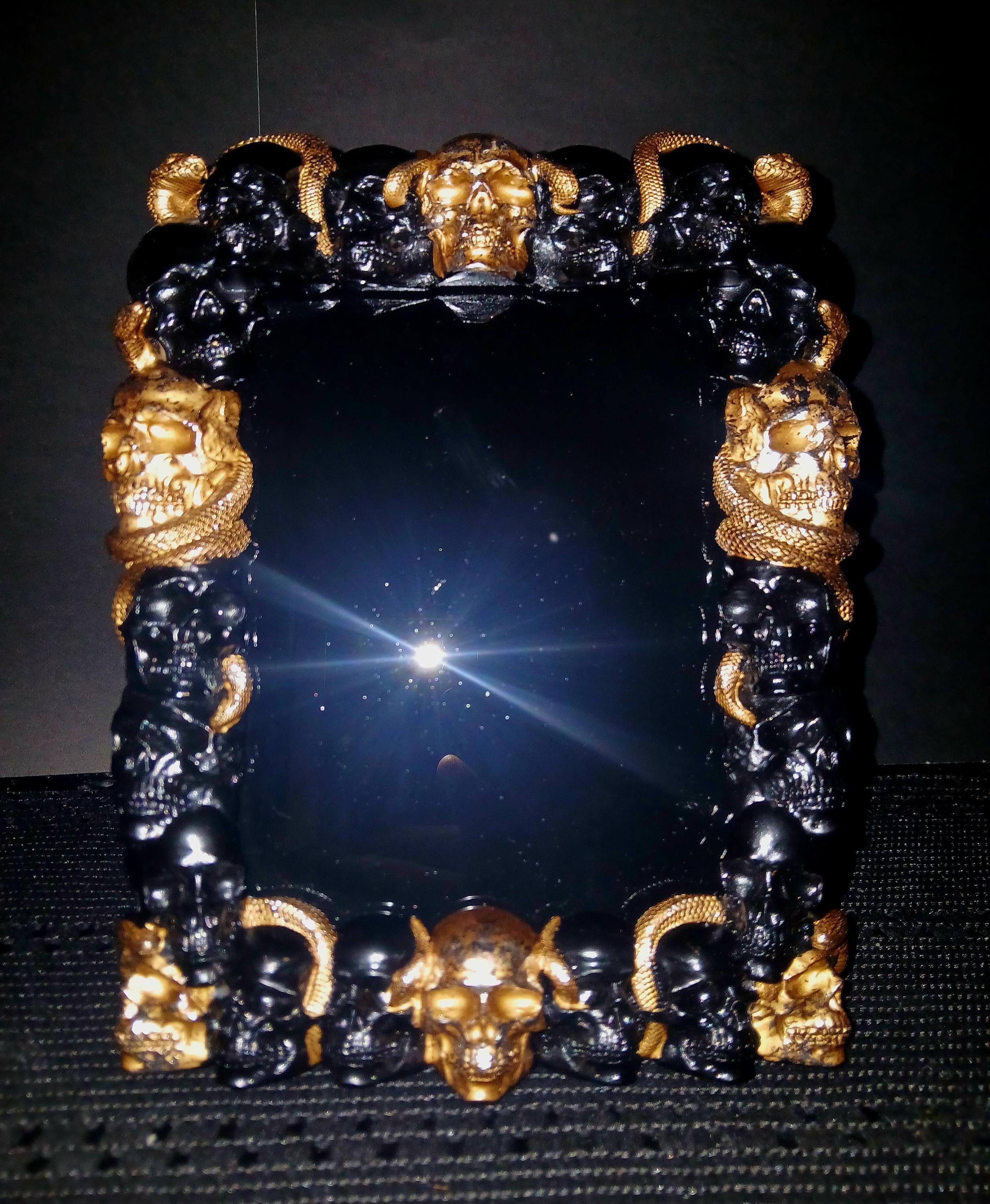 Black Scrying Mirror: Gothic Witchcraft Divination, Skull & Snake Design Witches mirror
