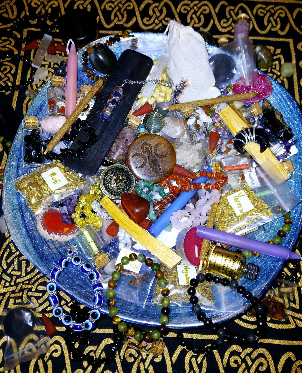 Witch Mystery Scoop: Crystals, Herbs, Charms, & Witchfetti